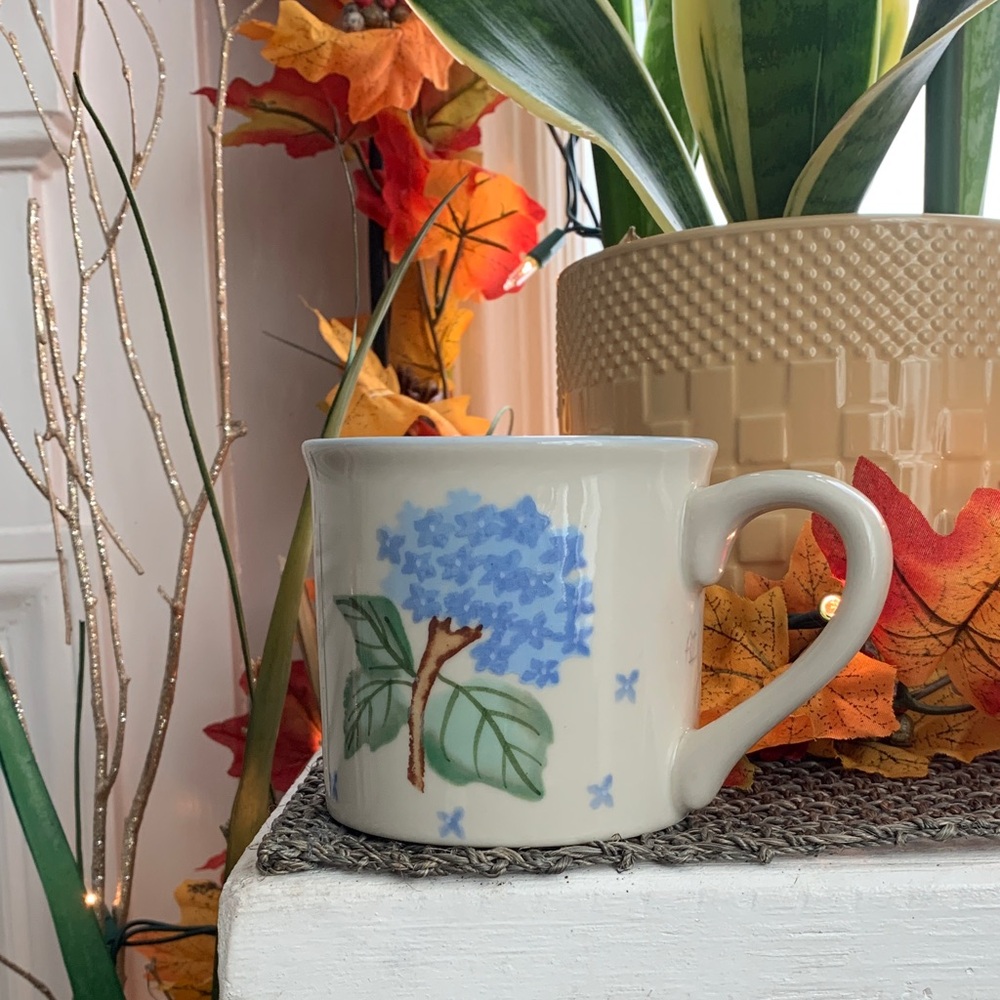 Vintage Hartstone Artist Signed Floral Ceramic Mug with Blue Hydrangea Design